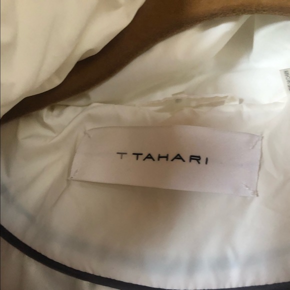 T Tahari puffer jacket, below waist length with fur around hood - Picture 1 of 4